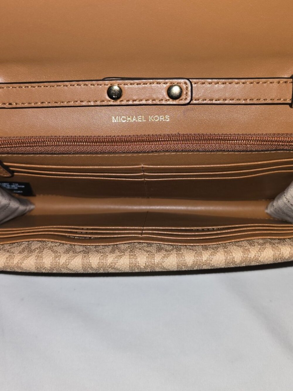 Michael Kors Sloan Medium Brown MK Logo And Leather Chain Link Crossbody Wallet - Picture 8 of 13